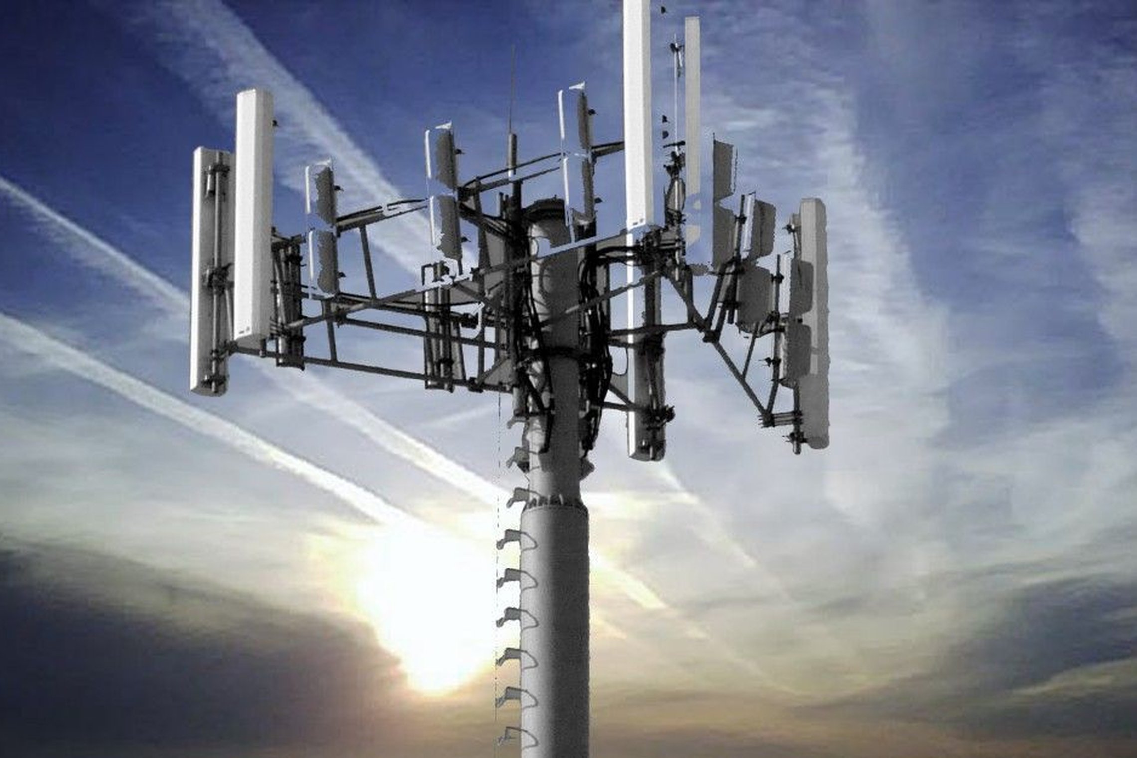 Nuotraukoje matoma mobiliojo ryšio antena