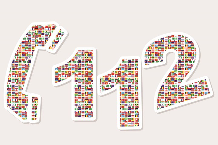 Matomas numeris 112, sudėliotas iš vėliavėlių